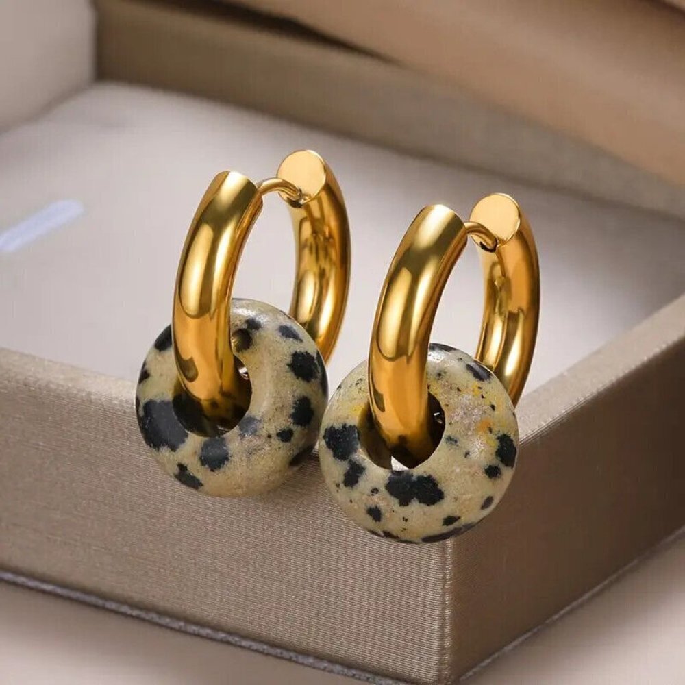 ✨Dazzling Gold Hoop Earrings with Colorful Stones: Chic Minimalist Earrings